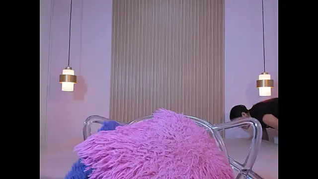 Izelevans online show from 02/13/26, 11:39