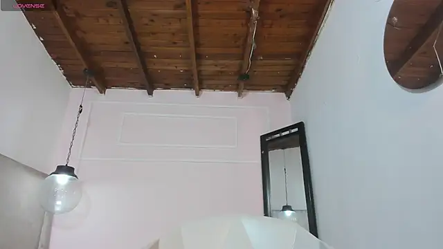 Izelevans online show from 04/27/26, 12:25