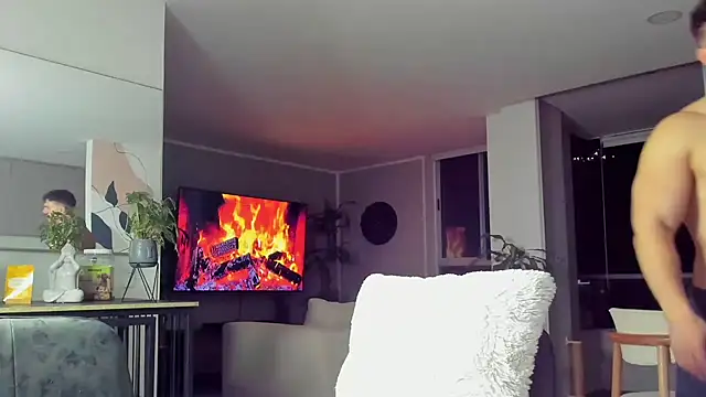 Valenthino Salvatore online show from 04/20/26, 03:53