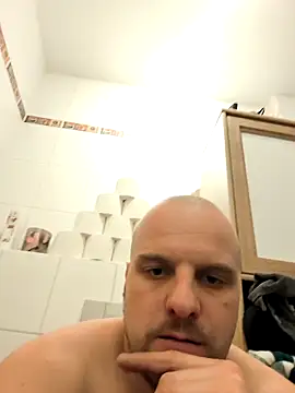 Phoenix2310 online show from 02/09/26, 01:59