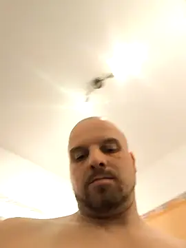 Phoenix2310 online show from 02/11/26, 08:41