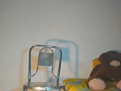 Snapshot of exotis_tiahara777 chatting on 12/04/25, 02:21 exotis tiahara777 online show from 12/04/25, 02:21