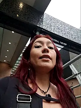 Eveeelyn25 online show from 02/15/26, 10:17