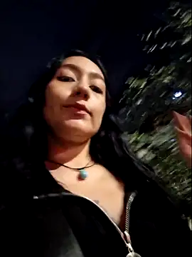 Eveeelyn25 online show from 06/11/26, 12:54