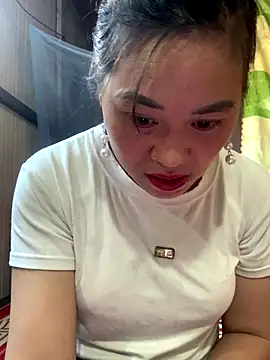 hotel222 online show from 11/25/25, 04:12