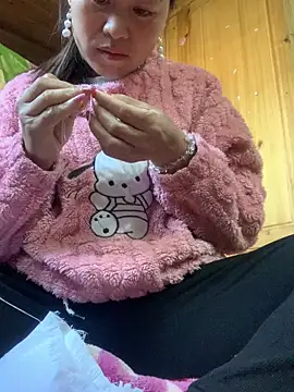 hotel222 online show from 11/27/25, 01:07