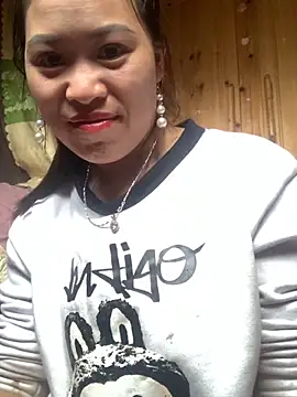 hotel222 online show from 12/05/25, 01:47