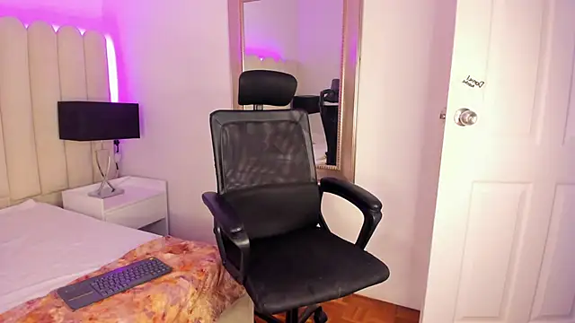 CleoColliva  online show from 01/06/26, 05:33