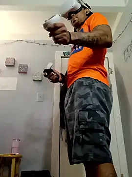 Snapshot of MTheRealrDLlongCrippler chatting on 01/06/26, 04:21 MTheRealrDLlongCrippler online show from 01/06/26, 04:21