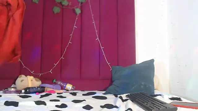 Tinyy Star online show from 01/17/26, 10:24