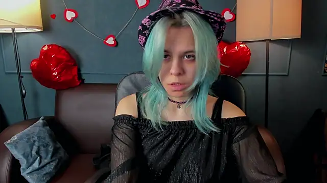 LiraBelle online show from 02/19/26, 03:13