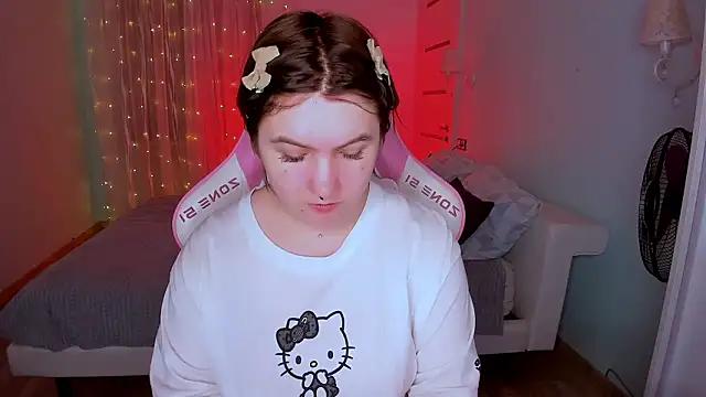 lovelyy julia online show from 02/01/26, 01:59