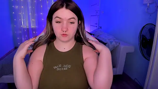 lovelyy julia online show from 02/21/26, 05:19