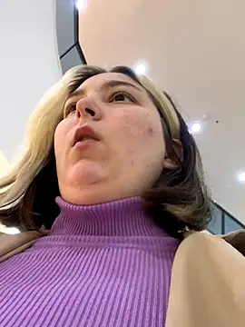 KateBurlesk online show from 11/24/25, 08:25