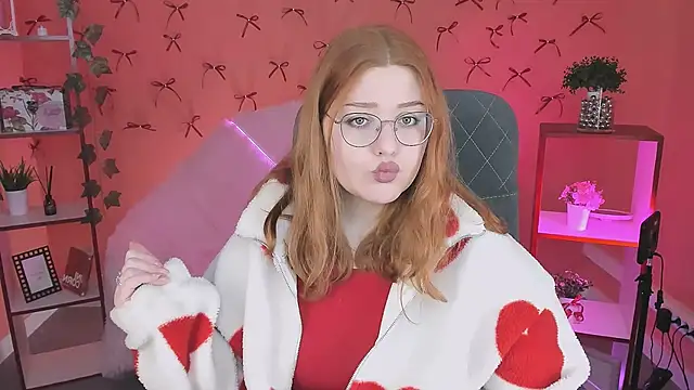 StaceyJensen online show from 11/27/25, 09:11