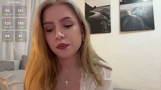 Alice meow15 online show from 01/13/26, 09:09