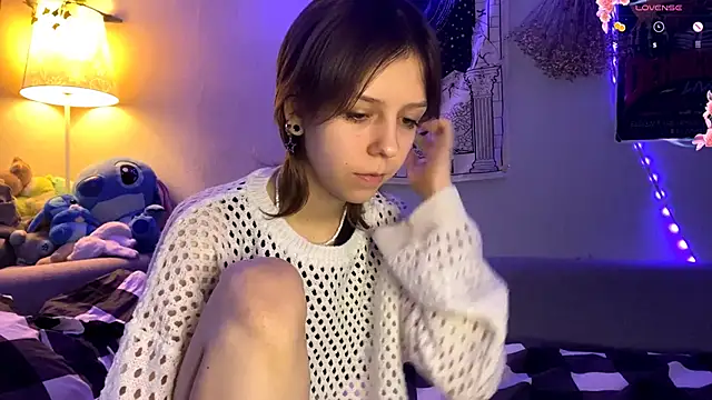 FairyLuna online show from 11/28/25, 11:02