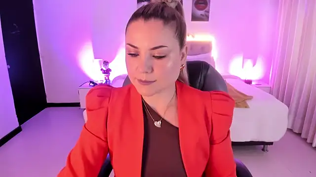 Violeta Hotter online show from 12/05/25, 11:19