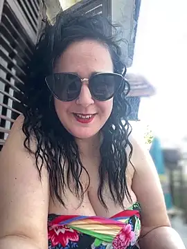 Snapshot of Mary_kansas_bbw chatting on 05/06/26, 03:50 Mary kansas bbw online show from 05/06/26, 03:50