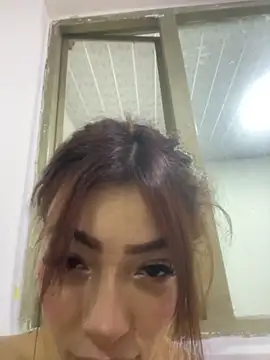 DAKOTA SAKURA online show from 05/20/26, 01:01