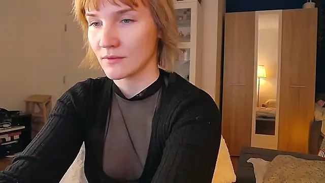 CatchVi online show from 04/03/26, 04:32