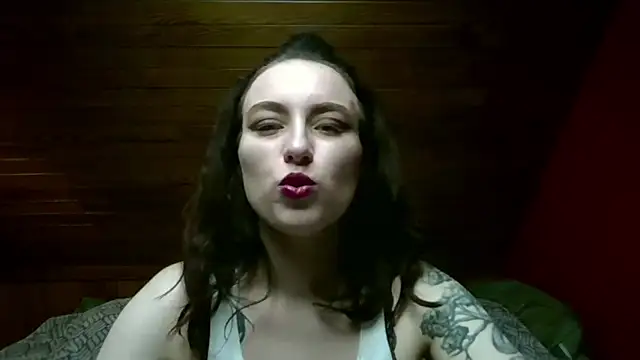 RubyBigBoobs online show from 04/14/26, 01:39