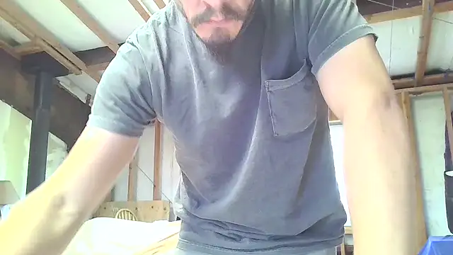 Snapshot of Ruggeddude8 chatting on 01/12/26, 09:53 Ruggeddude8 online show from 01/12/26, 09:53