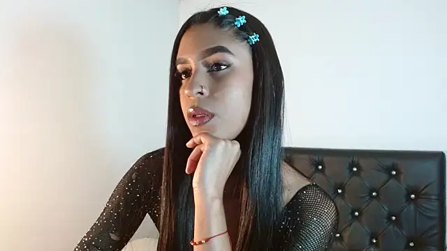 Ameliejoness  online show from 05/30/26, 09:01
