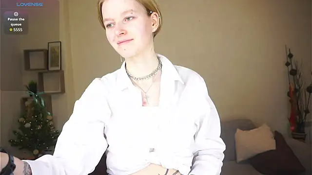 ToyaPletz online show from 04/18/26, 08:09