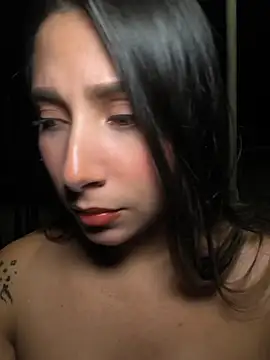 Snapshot of Catalina_ramos chatting on 05/29/26, 04:54 Catalina ramos online show from 05/29/26, 04:54