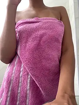 EweXZZ online show from 04/09/26, 04:34