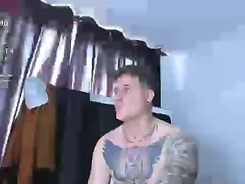 Snapshot of leon_cumming chatting on 02/13/26, 02:46 leon cumming online show from 02/13/26, 02:46
