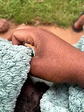 Snapshot of Chocolatemf chatting on 01/14/26, 06:41 Chocolatemf online show from 01/14/26, 06:41