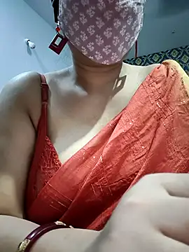 Here maya online show from 03/06/26, 06:15