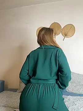 Snapshot of 69_Degrees_of_Love chatting on 02/03/26, 10:37 69 Degrees of Love online show from 02/03/26, 10:37