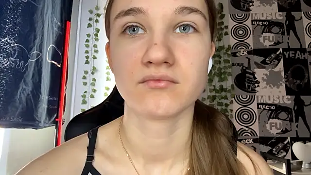 helgicuteness online show from 02/23/26, 11:40