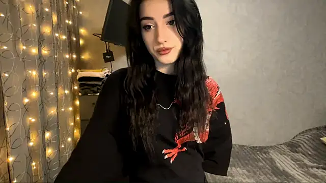 Snapshot of Meowluly chatting on 12/14/25, 09:08 Meowluly online show from 12/14/25, 09:08