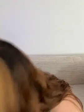 laraslittlesecrett online show from 03/01/26, 10:28