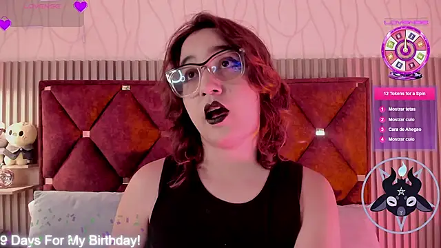 Snapshot of Kiri_Velvet chatting on 05/04/26, 08:05 Kiri Velvet online show from 05/04/26, 08:05