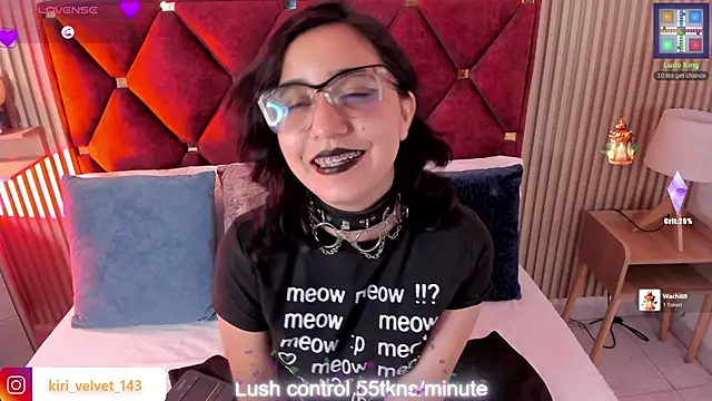 Kiri Velvet online show from 06/20/26, 03:31