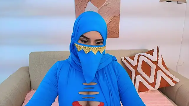 Mayraa arabelle online show from 11/30/25, 04:00