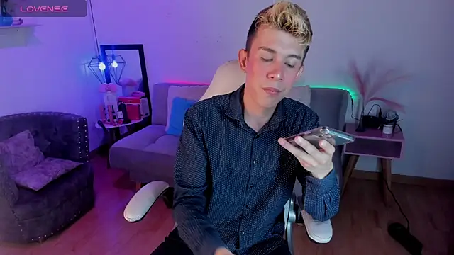 Juaan Diick online show from 02/04/26, 08:25