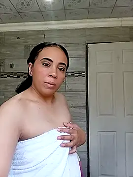 sexymaxine15 online show from 12/02/25, 04:29