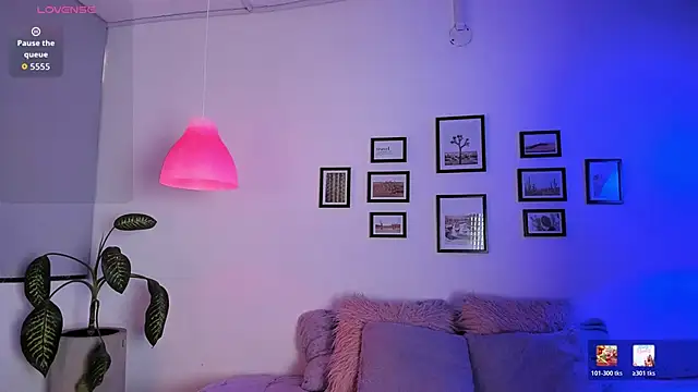 Skyy bloom online show from 04/20/26, 01:03