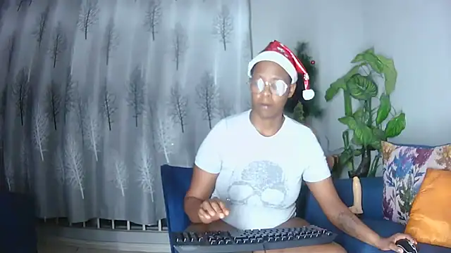 SexyCurves9 online show from 12/20/25, 08:16