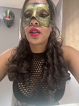 LunnaMaska online show from 03/17/26, 03:04