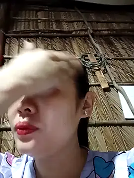 Lin-kute98 online show from 04/15/26, 10:32