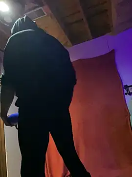 JSizzle13 online show from 12/19/25, 07:04