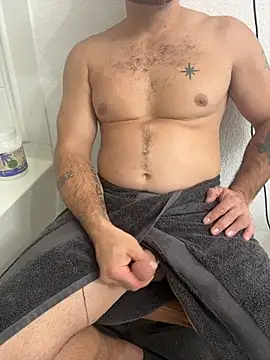 2addictivelyhorny online show from 07/14/26, 05:45