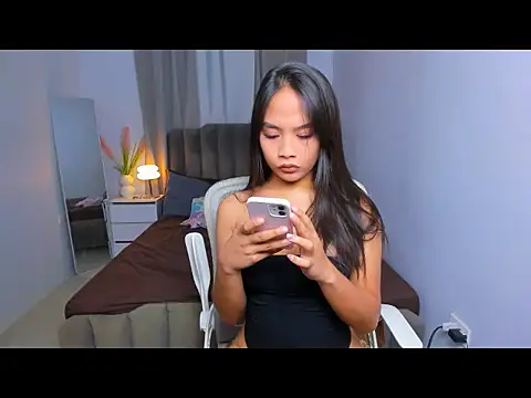 Snapshot of Laureen_BrownXxx chatting on 07/15/26, 11:48 Laureen BrownXxx online show from 07/15/26, 11:48
